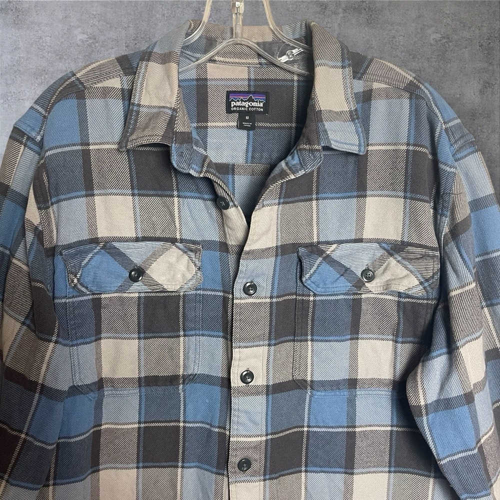 Patagonia Fjord Flannel Button Down Shirt Mens M Blue/Gray Plaid Organic Cotton - Picture 2 of 10